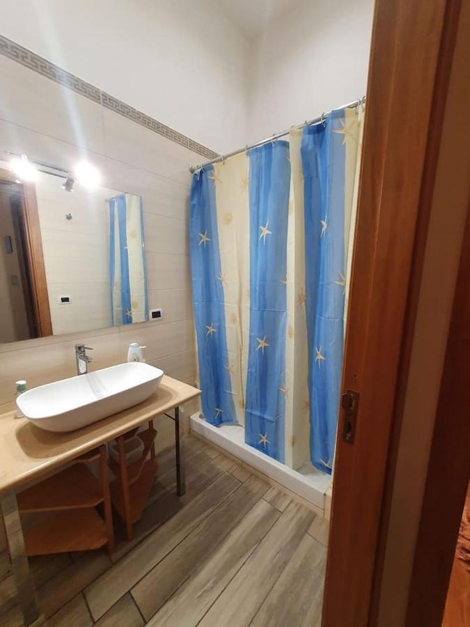 Traversa Toledo, Intero Appartamento Al Plebiscito Napels Buitenkant foto